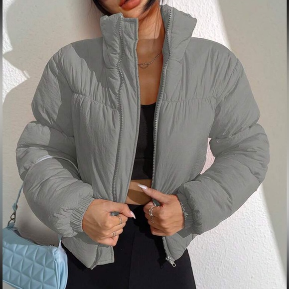 Jackets & Blazers - Cozy zip up puffer jacket